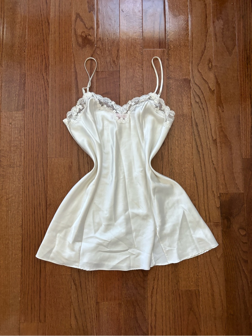 Victoria’s secret 1999 satin lace trim slip dress medium